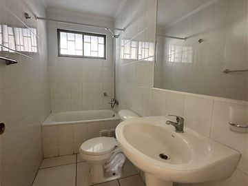 Casa en venta de 3 dorm. 2 baños en La Serena