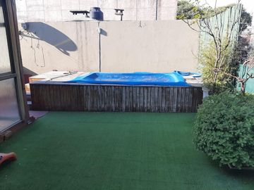 Venta casa 5 ambientes. Parque Patricios