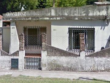 Casa 3 Ambientes Venta Villa Udaondo