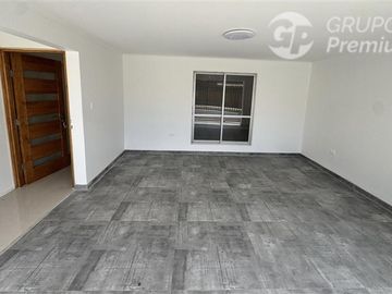 Hermosa y Moderna Casa en Venta de 2 dorm. en Machalí