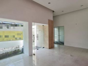 Rumah Usaha Nol Jalan di Polisi Istimewa Hadap Selatan Listrik 16500 VA