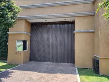 Linda casa con alberca en Cuernavaca