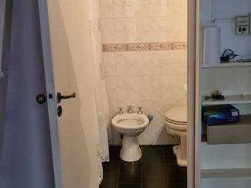 VENTA DEPTO. 1 AMB. C/  entrepiso y patio  BELGRANO -BARRANCAS   OPORTUNIDAD