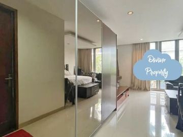 For Sale 3BR Modern House inside complex at Warung buncit