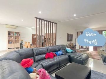 For Sale 3BR Modern House inside complex at Warung buncit