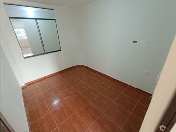 VILLA EL SALVADOR - VENTA CASA EN AVENIDA PRINCIPAL - REA 140 m2