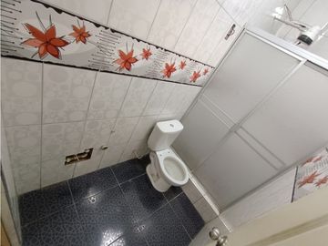 VILLA EL SALVADOR - VENTA CASA EN AVENIDA PRINCIPAL - REA 140 m2