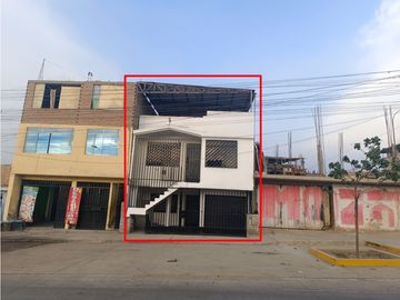 VILLA EL SALVADOR - VENTA CASA EN AVENIDA PRINCIPAL - REA 140 m2