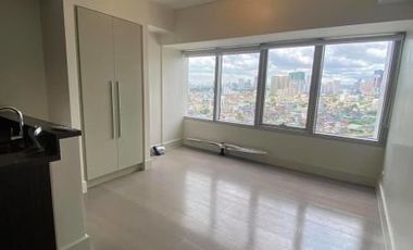 Condo for sale Studio unit in Lincoln tower Proscenium condominium Rockwell Makati