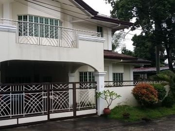 Semi-Furnished - Five Bedrooms House and Lot for Rent in Cut