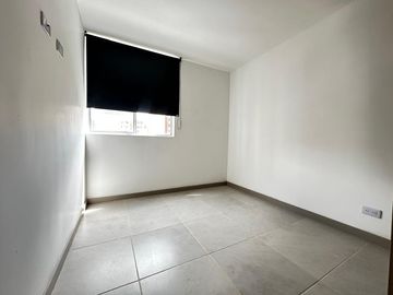 apartamento en arriendo en las flores. Cod A218635