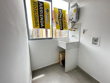 apartamento en arriendo en las flores. Cod A218635