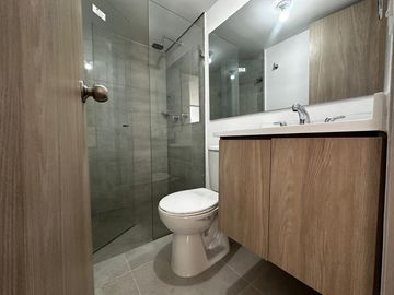 apartamento en arriendo en las flores. Cod A218635