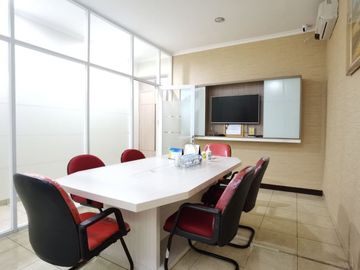DIJUAL RUKO GADGET LOKASI BAGUS FULL FURNISH DI GADING SERPONG