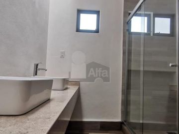 Casa en Venta en  Fracc. Bosques El Dorado Elite, León, Gto  Modelo Maple