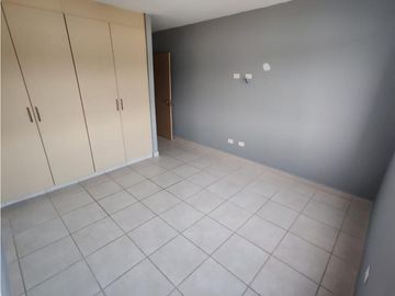 VENDO CASA  PH VICTORIA BRISAS DEL GOLF PASEO DEL NORTE