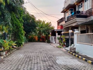 Rumah Baru Renov di Babatan Pilang Depan Fasum Murah