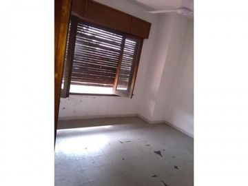 EXCELENTE GALPON CON DEPARTAMENTO EN VENTA, RUBEN DARIO 400 -TEMPERLEY-