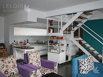 Casa 4 ambientes en venta en Parque Leloir