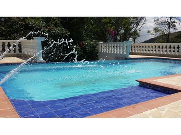 VENTA FINCA EN COPACABANA
