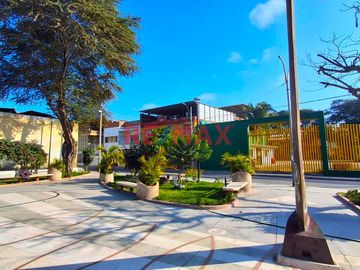 ✨¡Oportunidad única en Piura!✨

Descubre la Casa Dúplex perfecta para tú 💰 negocio y tú familia. 👨‍👨‍👧‍👧 ya que podrás destinar el primer nivel 📐 23