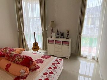 Rumah 2 Lantai Cluster Lavesh Kota Harapan Indah Bekasi