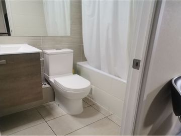 Metro Parque Almagro, 2 dormitorios, 2 baños