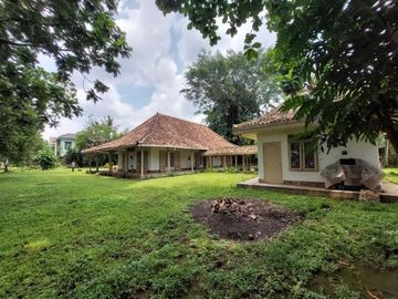 BUC! DIJUAL TANAH LUAS BONUS RUMAH DI POGUNG POSISI HOOK