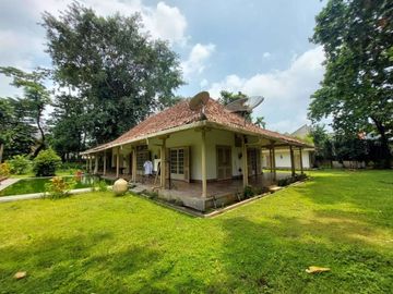 BUC! DIJUAL TANAH LUAS BONUS RUMAH DI POGUNG POSISI HOOK