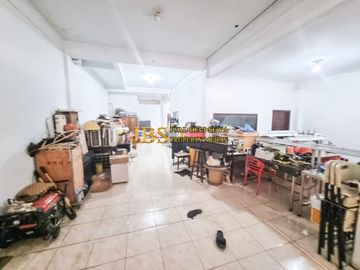 Dijual Ruko Kondisi Siap Huni Furnished Gandeng Komplek Aksara Baru