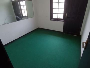 Rumah Dijual & Disewakan Lokasi di Rungkut Mapan Barat, Surabaya