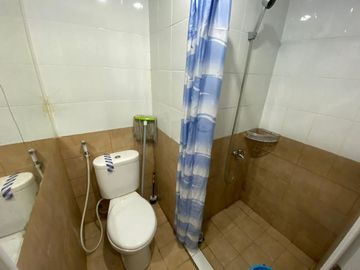 Apartemen green pramuka type studio bulanan full furnished