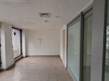 oficina en arriendo en versalles. Cod A9190706
