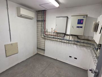 oficina en arriendo en versalles. Cod A9190706