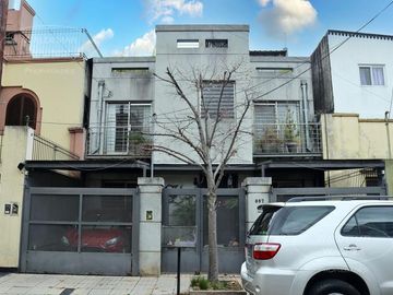 Casa 6 ambientes con cine - San Fernando