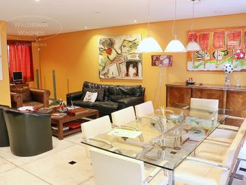 Casa 6 ambientes con cine - San Fernando