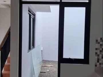 Rumah baru minimalis dan nyaman di sukapada dekat cikutra
