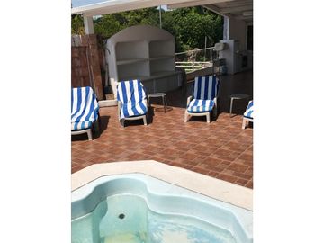 CASA EN VENTA A ORILLA DEL LAGO 