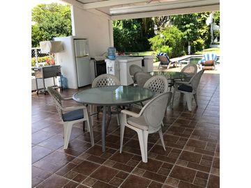 CASA EN VENTA A ORILLA DEL LAGO 