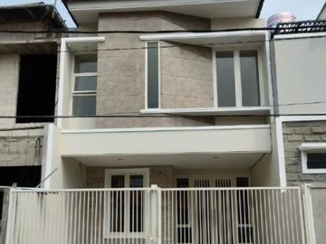 Rumah Jl. Manyar Tirtoasri 2lt gress minimalis