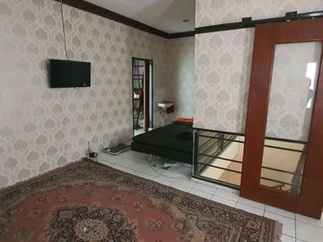 Rumah Dan Resto Lokasi Bagus Mainroad Sarijadi | ARRYNUR