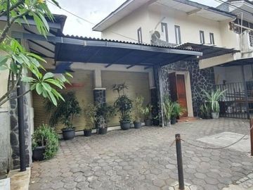 Rumah Dan Resto Lokasi Bagus Mainroad Sarijadi | ARRYNUR