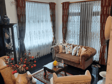 Rumah Bagus Classic Style Di Di Pondok Kelapa Jakarta Timur S7509