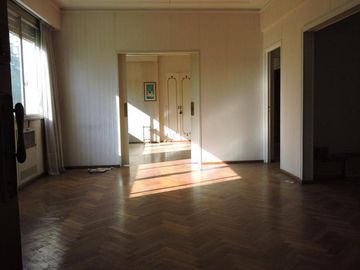 VENTA - 3 dormitorios y Dependencia - Cochera - Bv Oroño esquina Córdoba