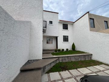 Casa Habitación en venta, Lomas Cuarta Sección