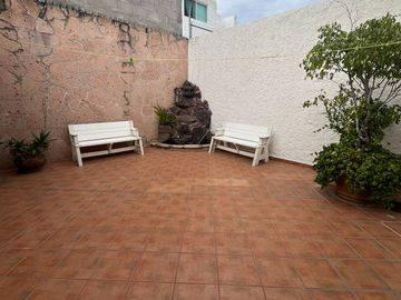 Casa Habitación en venta, Lomas Cuarta Sección
