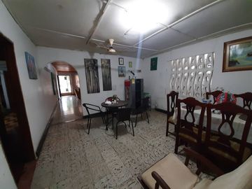 CASA EN VENTA BARRIO CENTRO |5189
