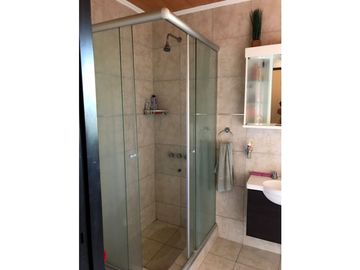 AMPLIO DUPLEX CON LOCAL EN JAUREGUI !!!