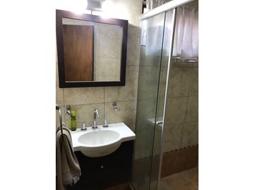 AMPLIO DUPLEX CON LOCAL EN JAUREGUI !!!