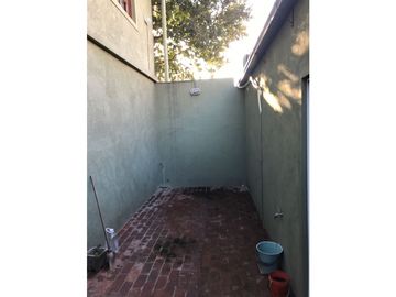 AMPLIO DUPLEX CON LOCAL EN JAUREGUI !!!